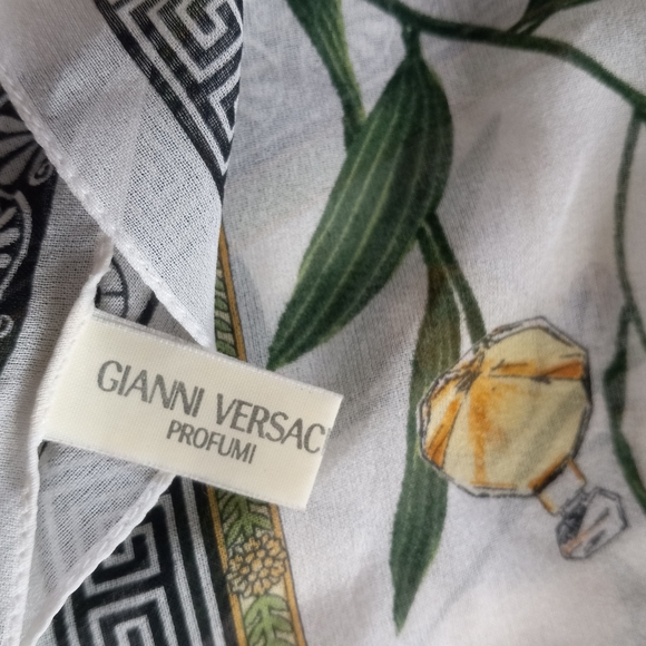 Gianni Versace Vintage 80's Profumi Chiffon Scarf Versace Perfume Logo Motif - Picture 4 of 13